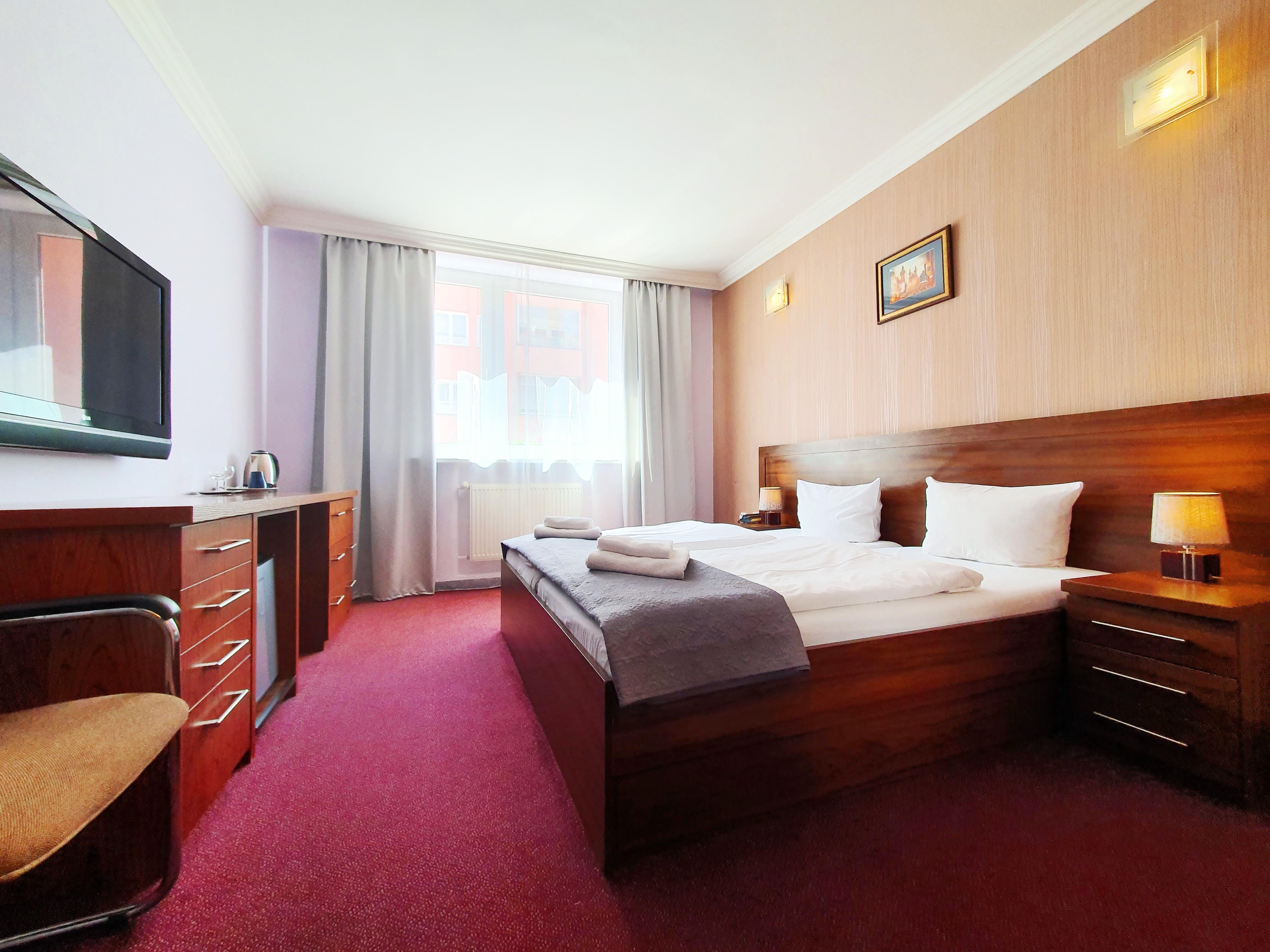 Relax Inn Praga Exterior foto