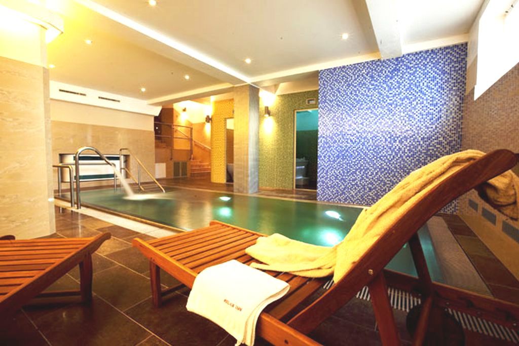 Relax Inn Praga Instalações foto