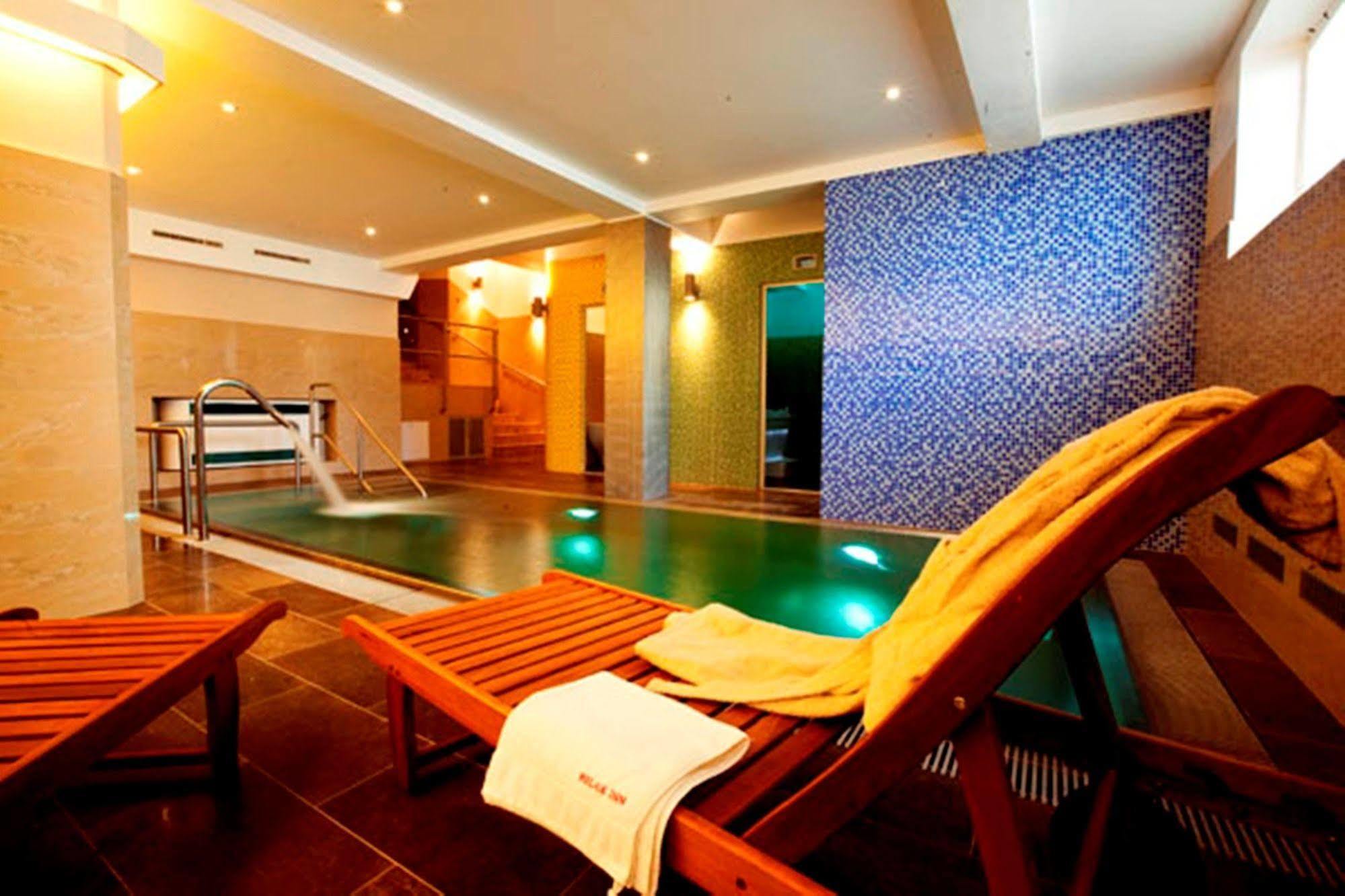 Relax Inn Praga Instalações foto